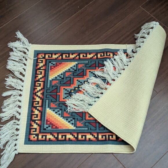 Southwest Geometric Placemat Like New Condition - Picture 4 of 4